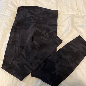 Lululemon Align Camo 25”